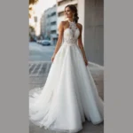 Your Ultimate Guide to 18 Summer Bridal Dresses: Chic Styles for 2024